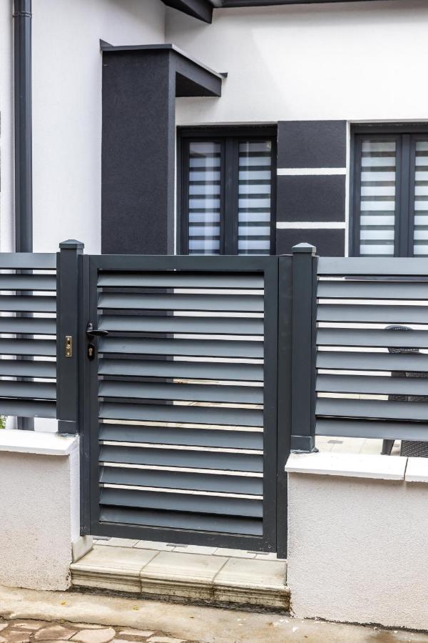 Dusanovac Rubikon Free Parking Apartmani מראה חיצוני תמונה