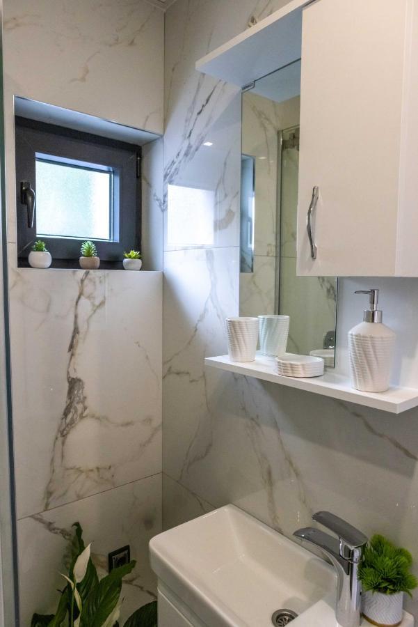 Dusanovac Rubikon Free Parking Apartmani מראה חיצוני תמונה